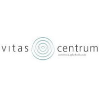 Logo von vitas centrum ästhetik und zahnheilkunde <em>GmbH</em> & Co KG